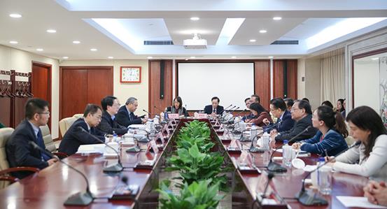 赵军宁会见香港中医中药界联合总会会长李应...